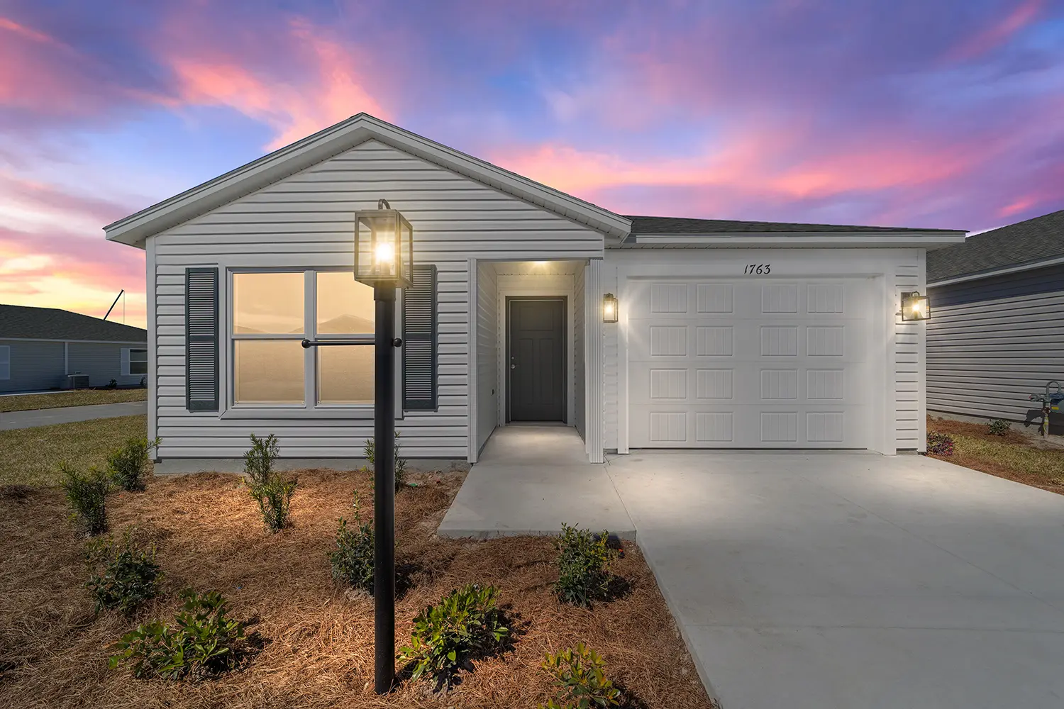 patio-villa-haven-exterior-front-sunset