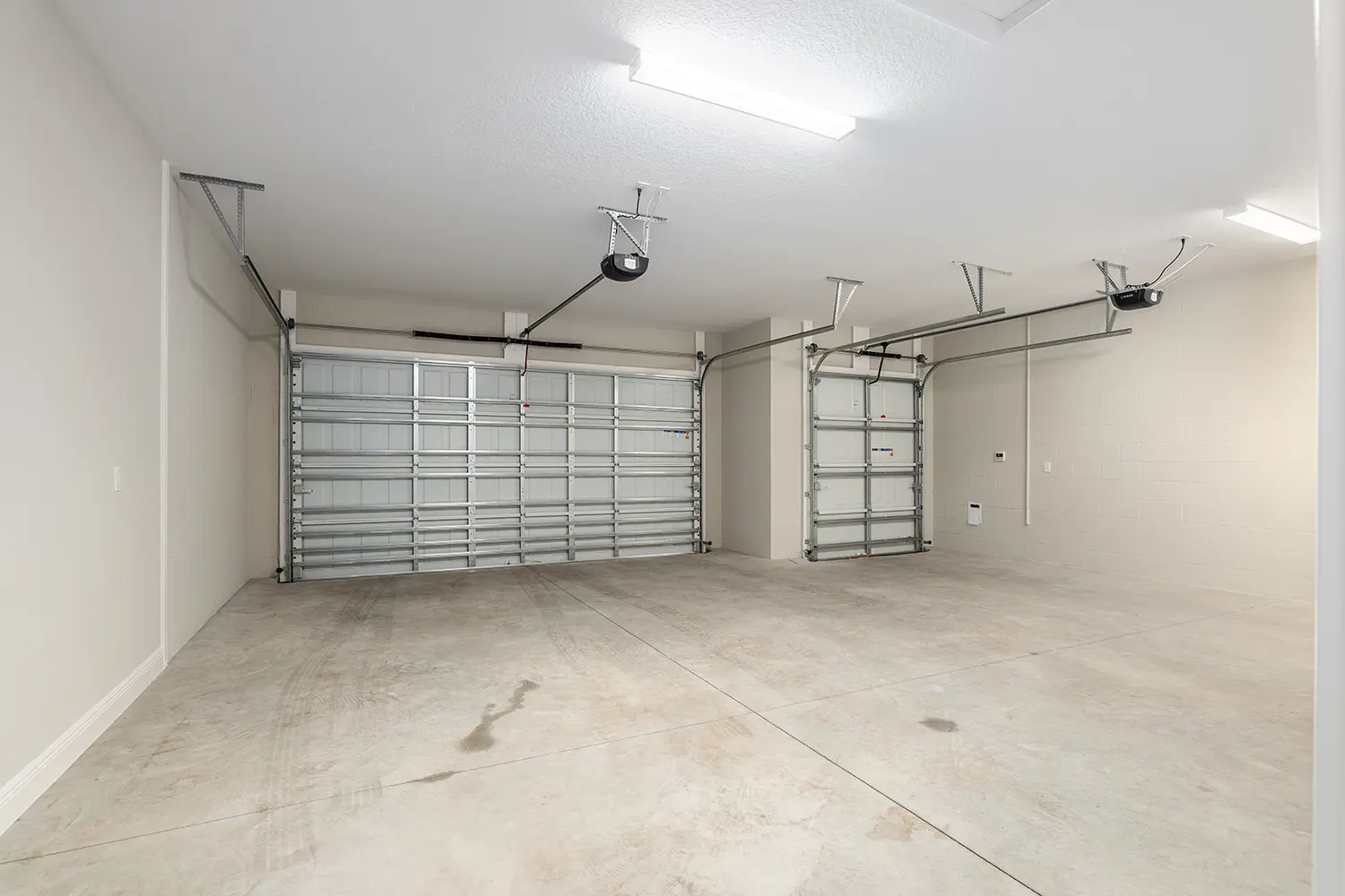 premier-shearwater-street-of-dreams-garage-39