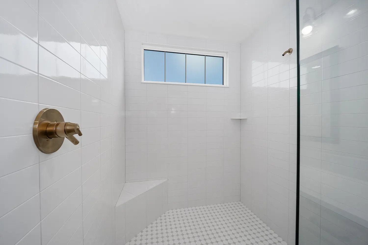 premier-st.lawrence-bathroom-shower