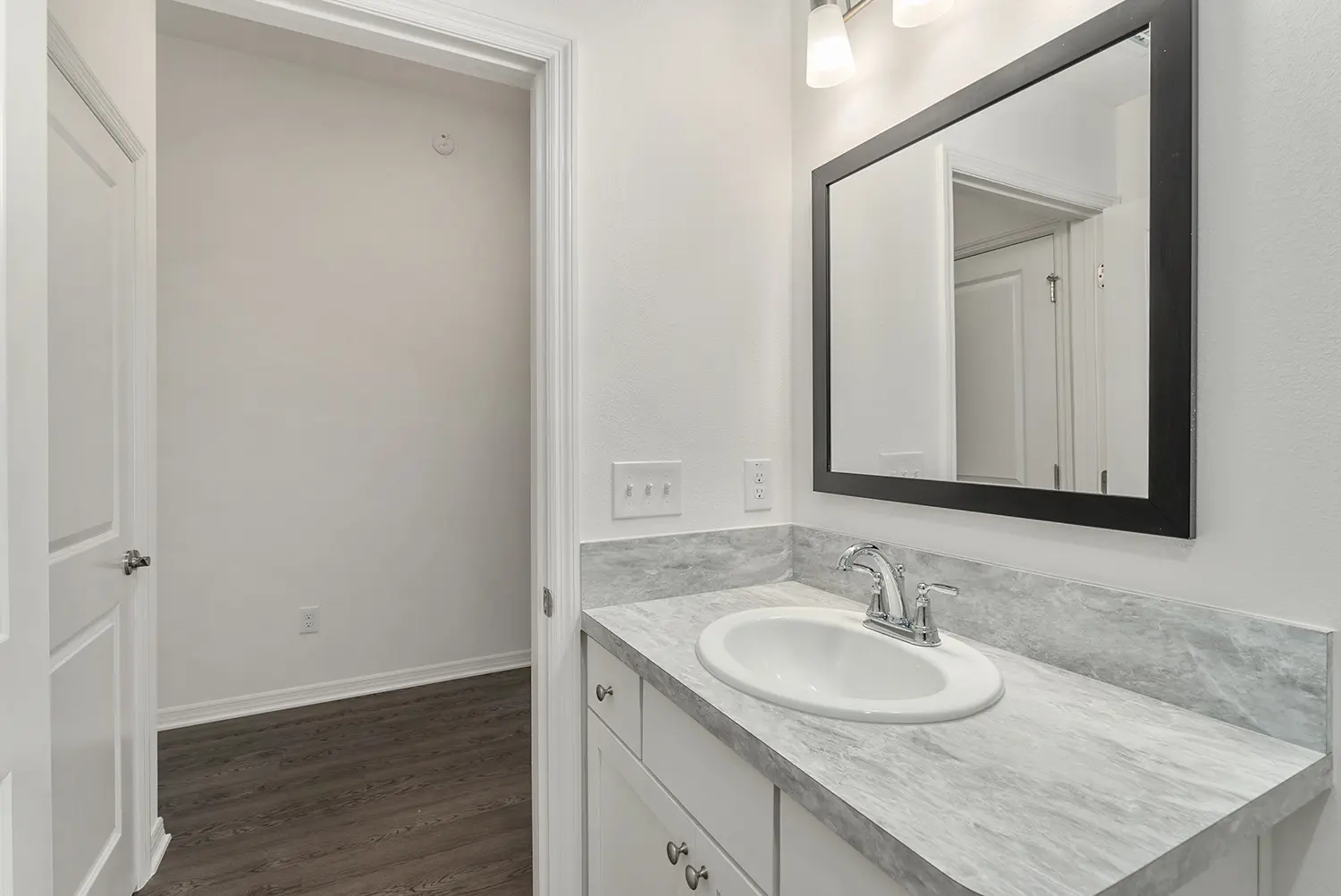 patio-villa-topaz-bathroom-sink-vanity