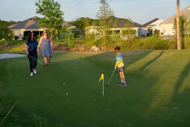 golf-recreation-putting-course-fenney-putt-play-09