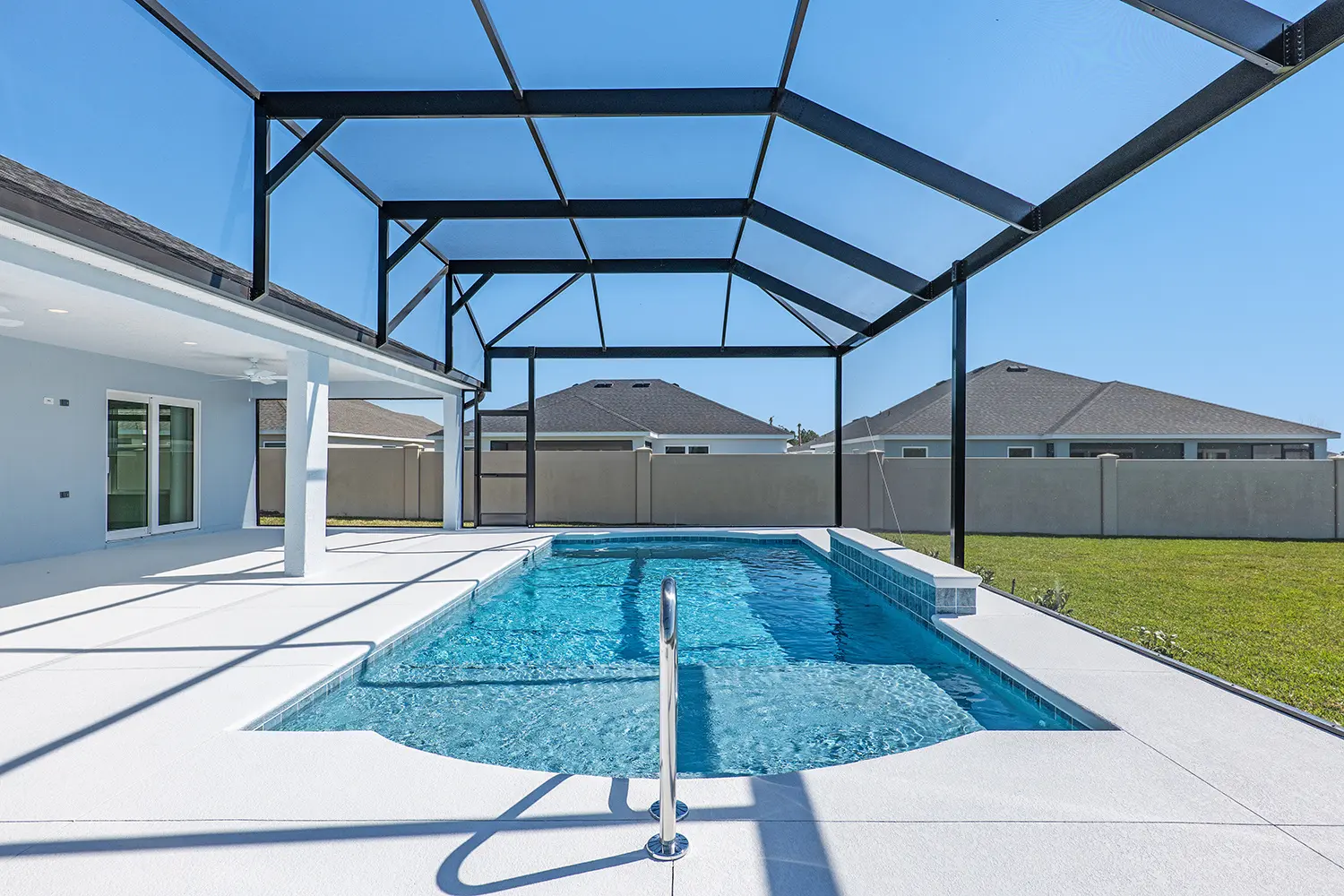 veranda-jackson-birdcage-lanai-pool-1