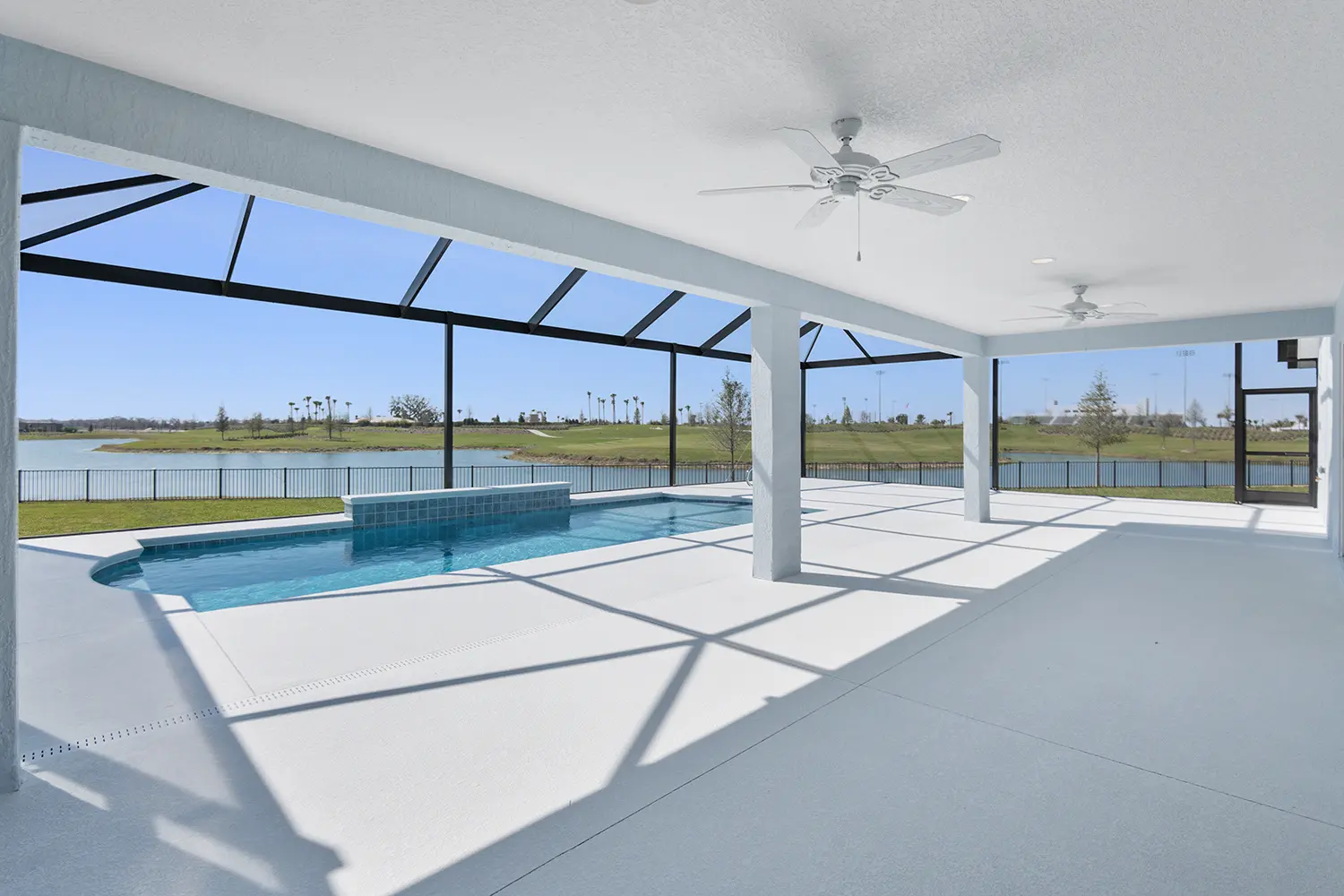 veranda-jackson-birdcage-lanai-pool