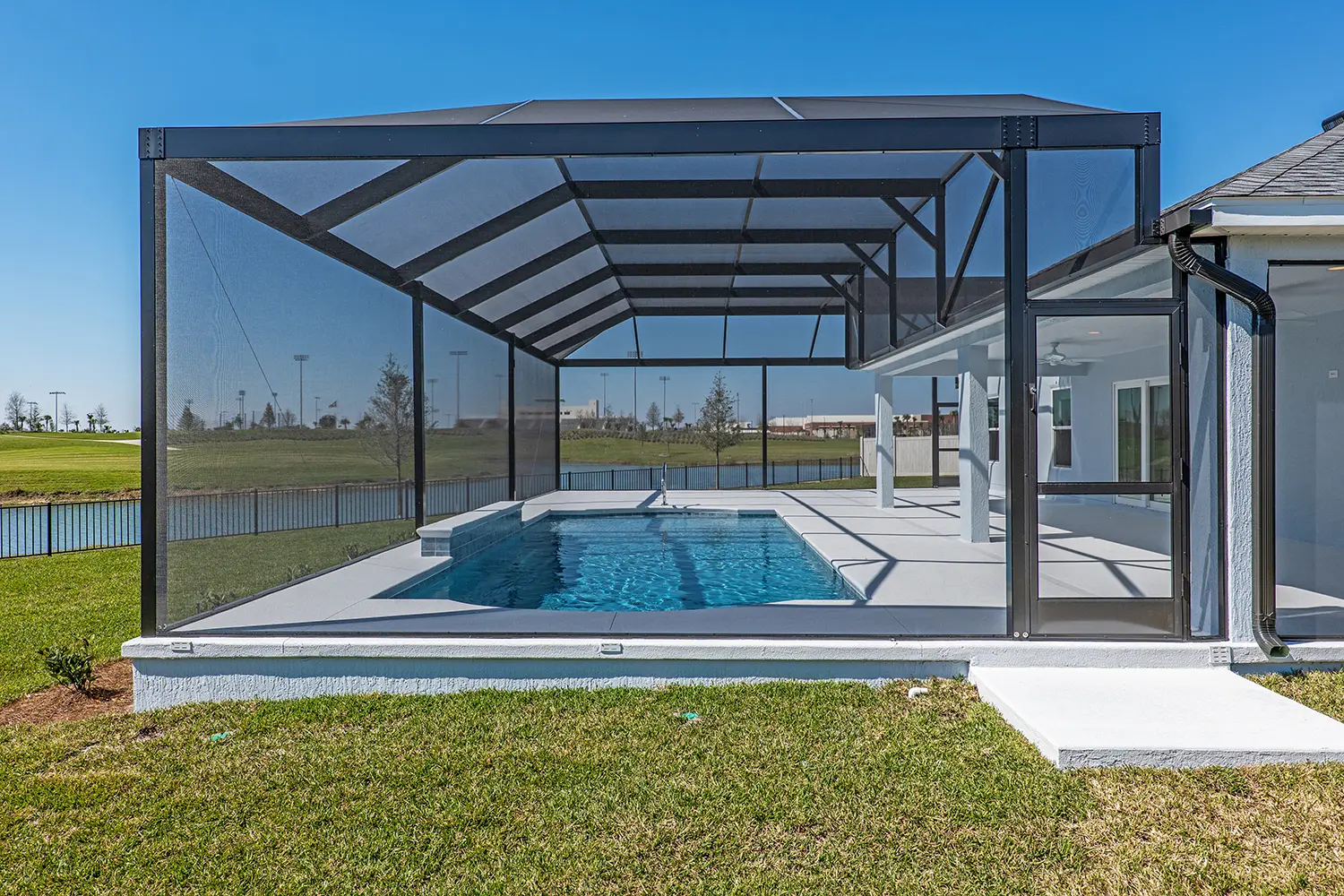 veranda-jackson-exterior-birdcage-lanai-pool