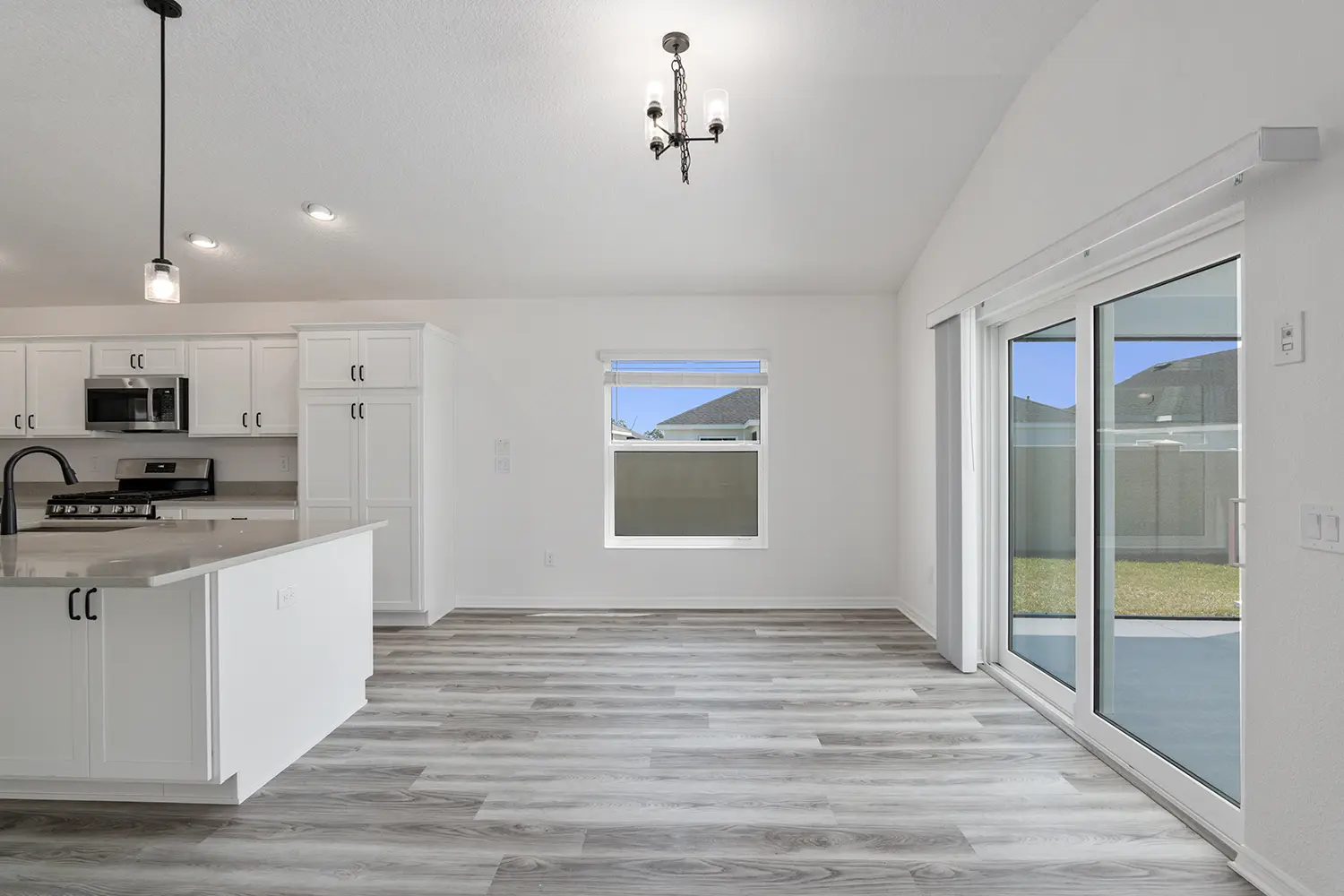 veranda-jackson-kitchen-dining-room