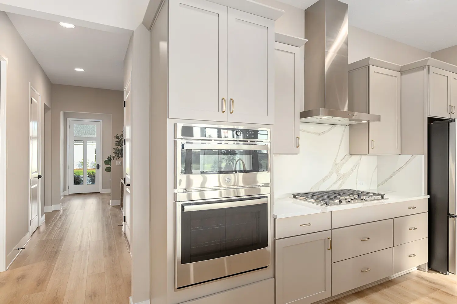 premier-niagara-street-of-dreams-kitchen