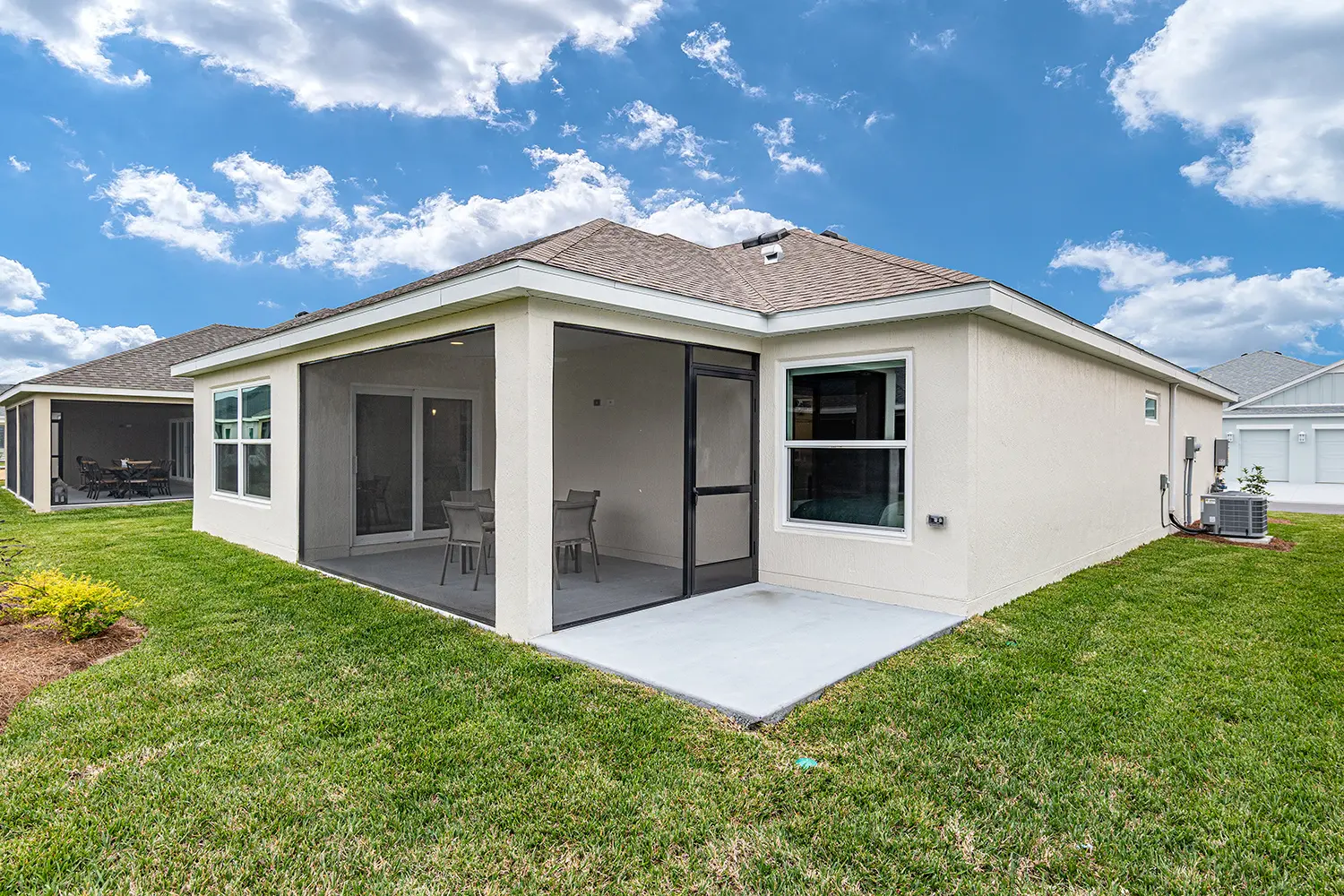 designer-anhinga-street-of-dreams-exterior-rear-lanai-1