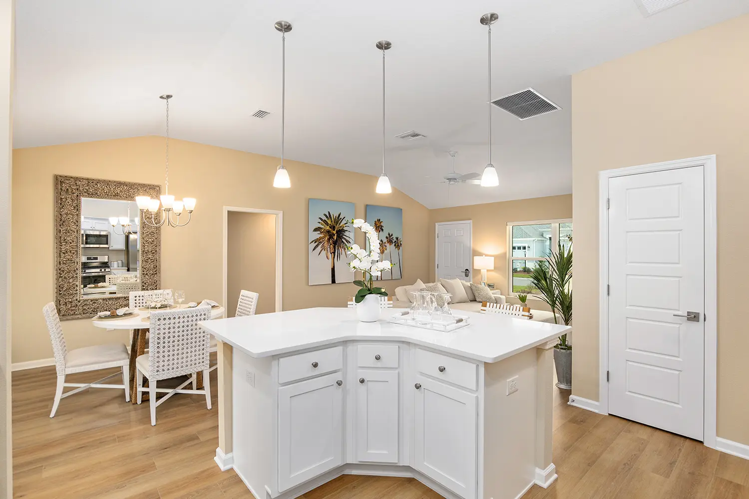 designer-anhinga-street-of-dreams-kitchen-island-dining