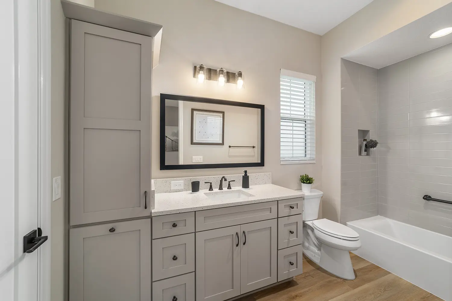 premier-albany-street-of-dreams-bathroom