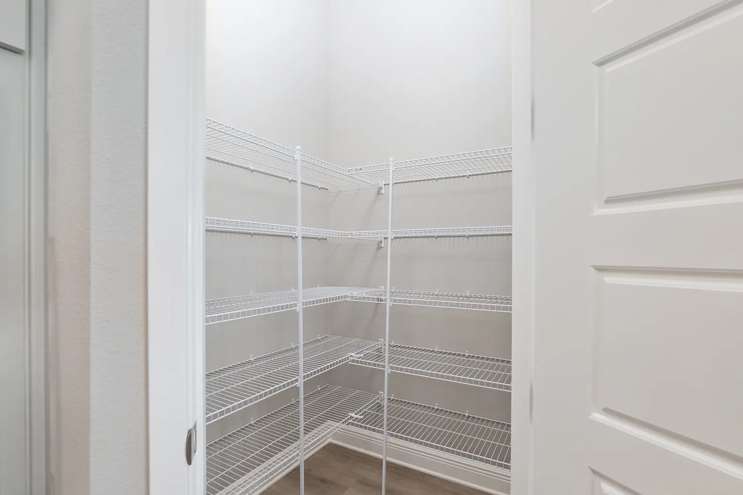 premier-wexford-street-of-dreams-pantry-closet