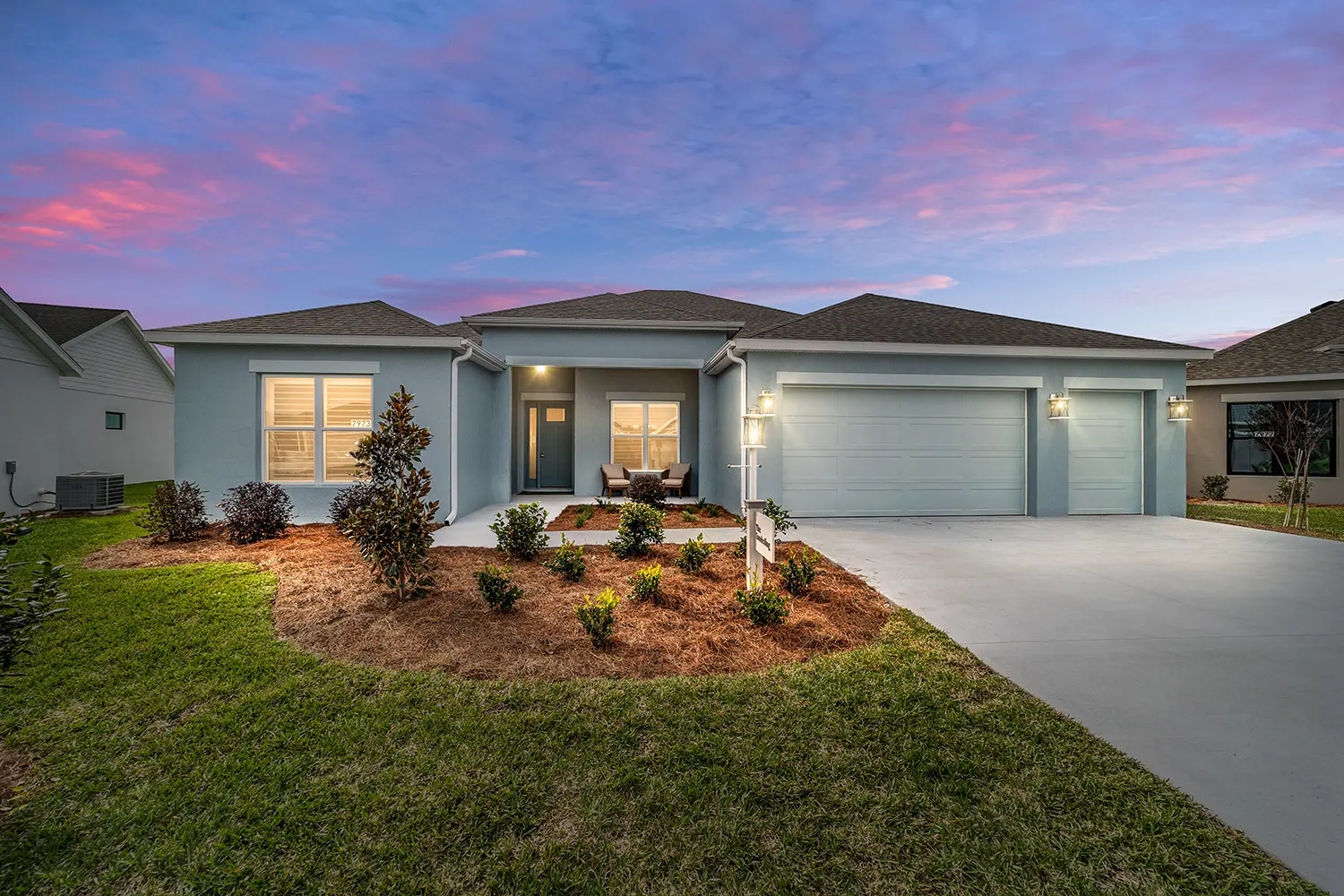 premier-sanderling-street-of-dreams-exterior-front-sunset