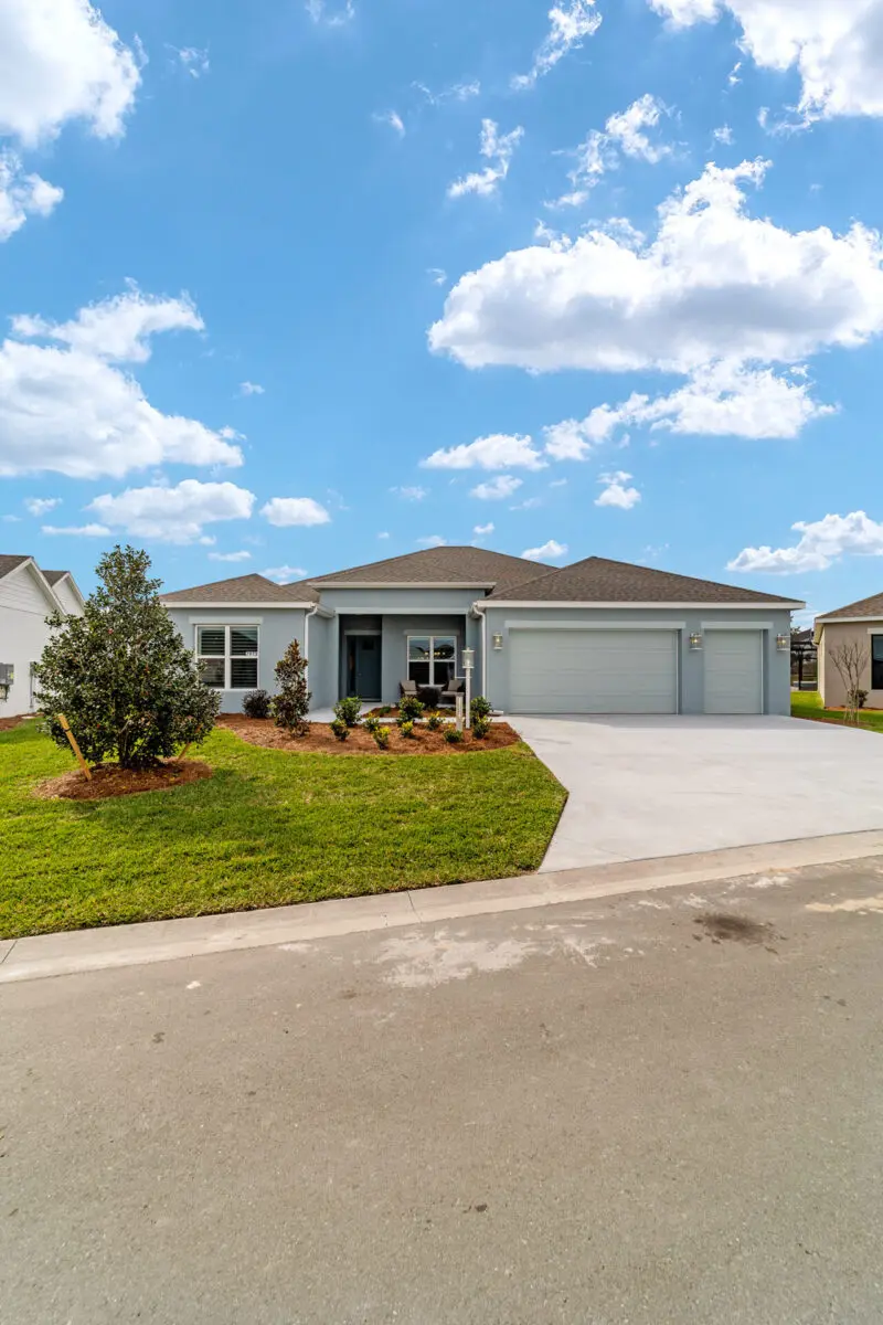 premier-sanderling-street-of-dreams-exterior-front-vertical