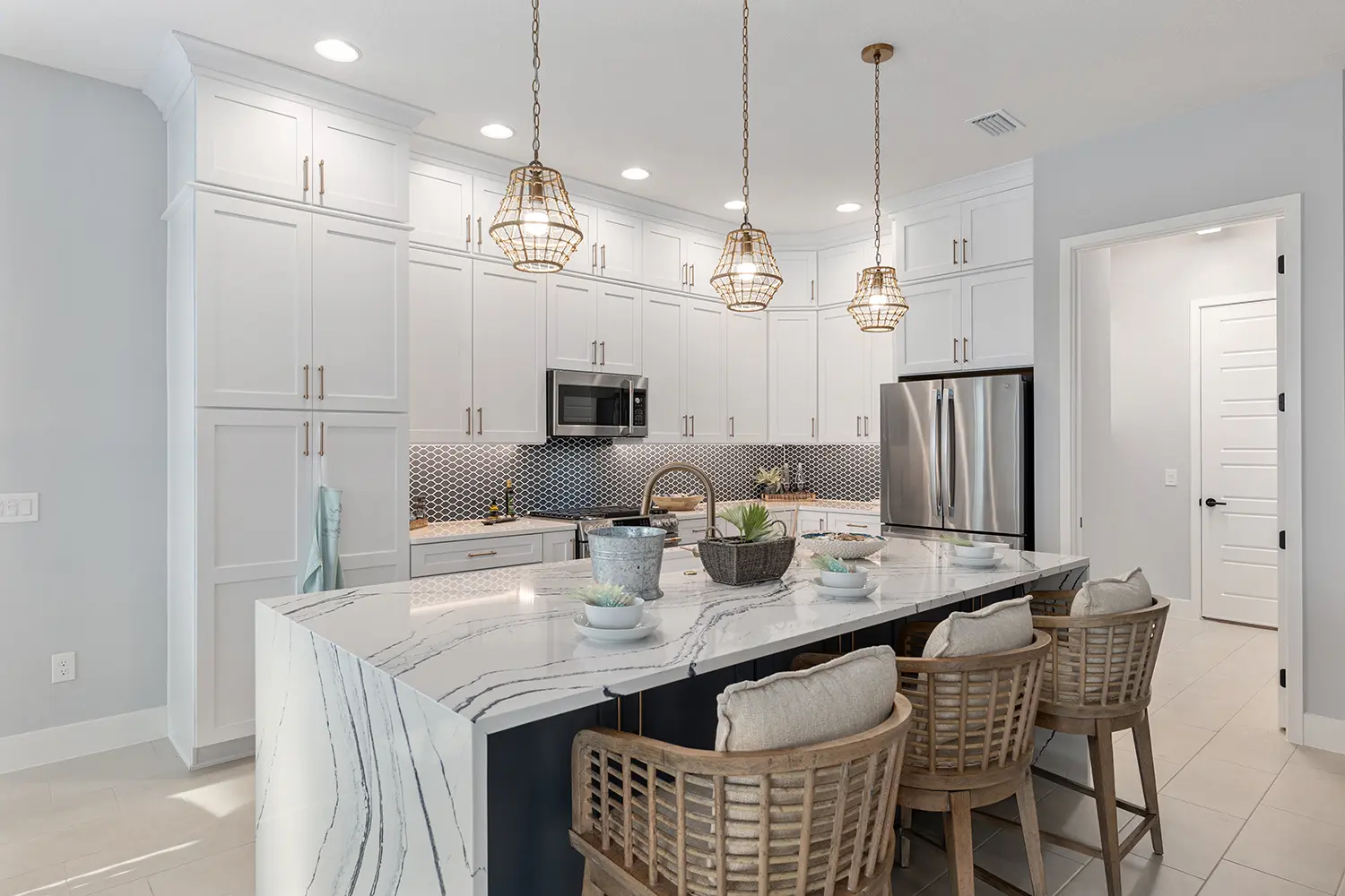 premier-starling-street-of-dreams-kitchen-island-21