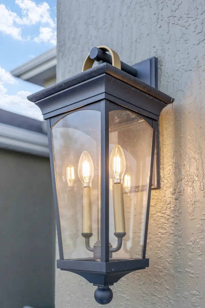 premier-warbler-street-of-dreams-exterior-lighting-2