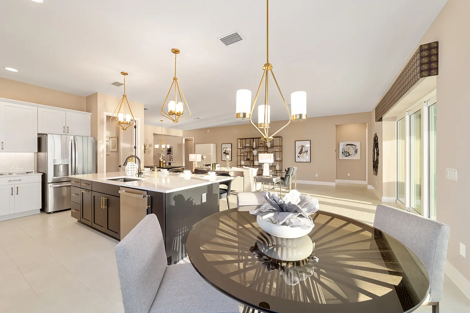 premier-warbler-street-of-dreams-kitchen-dining