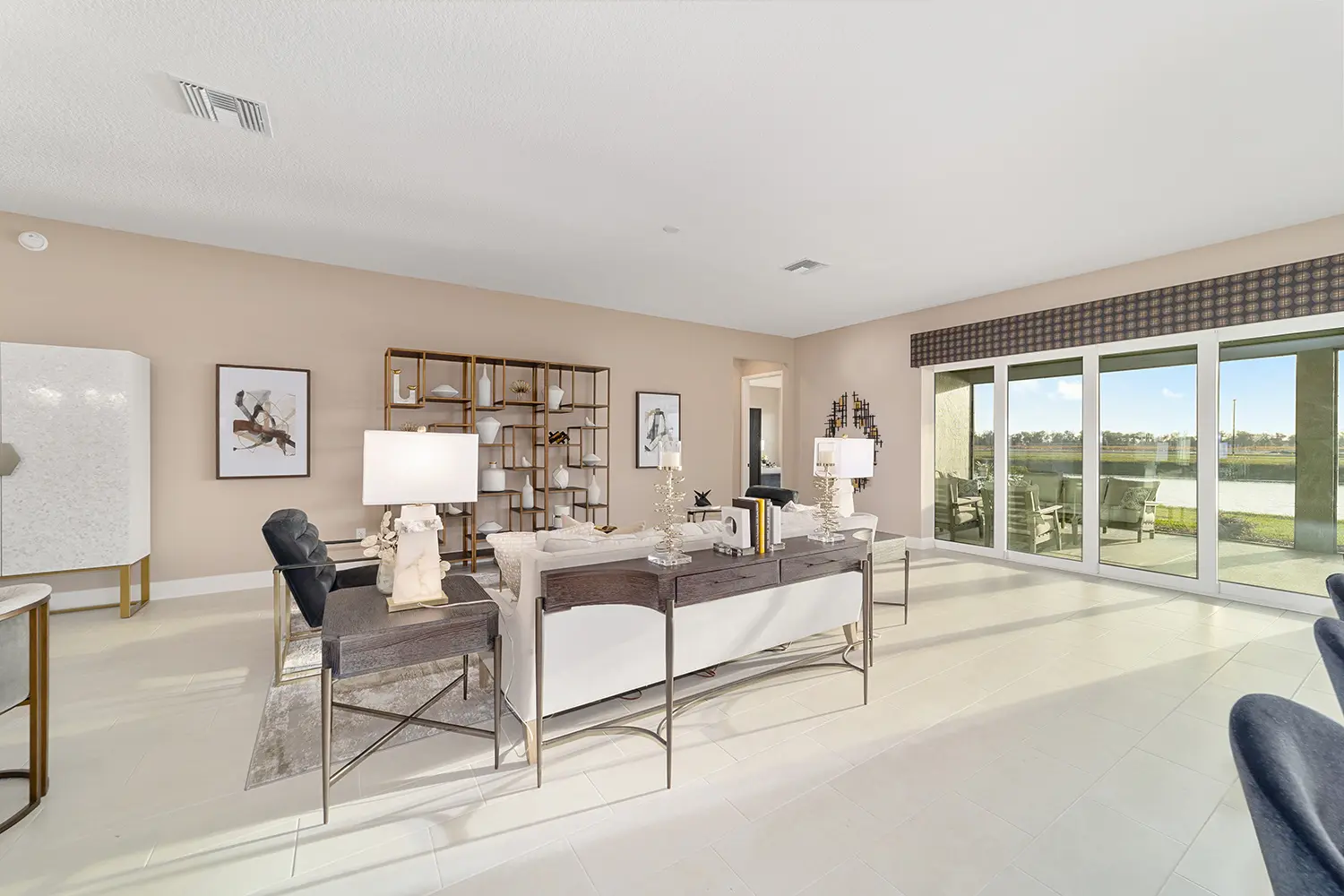 premier-warbler-street-of-dreams-living-room-5