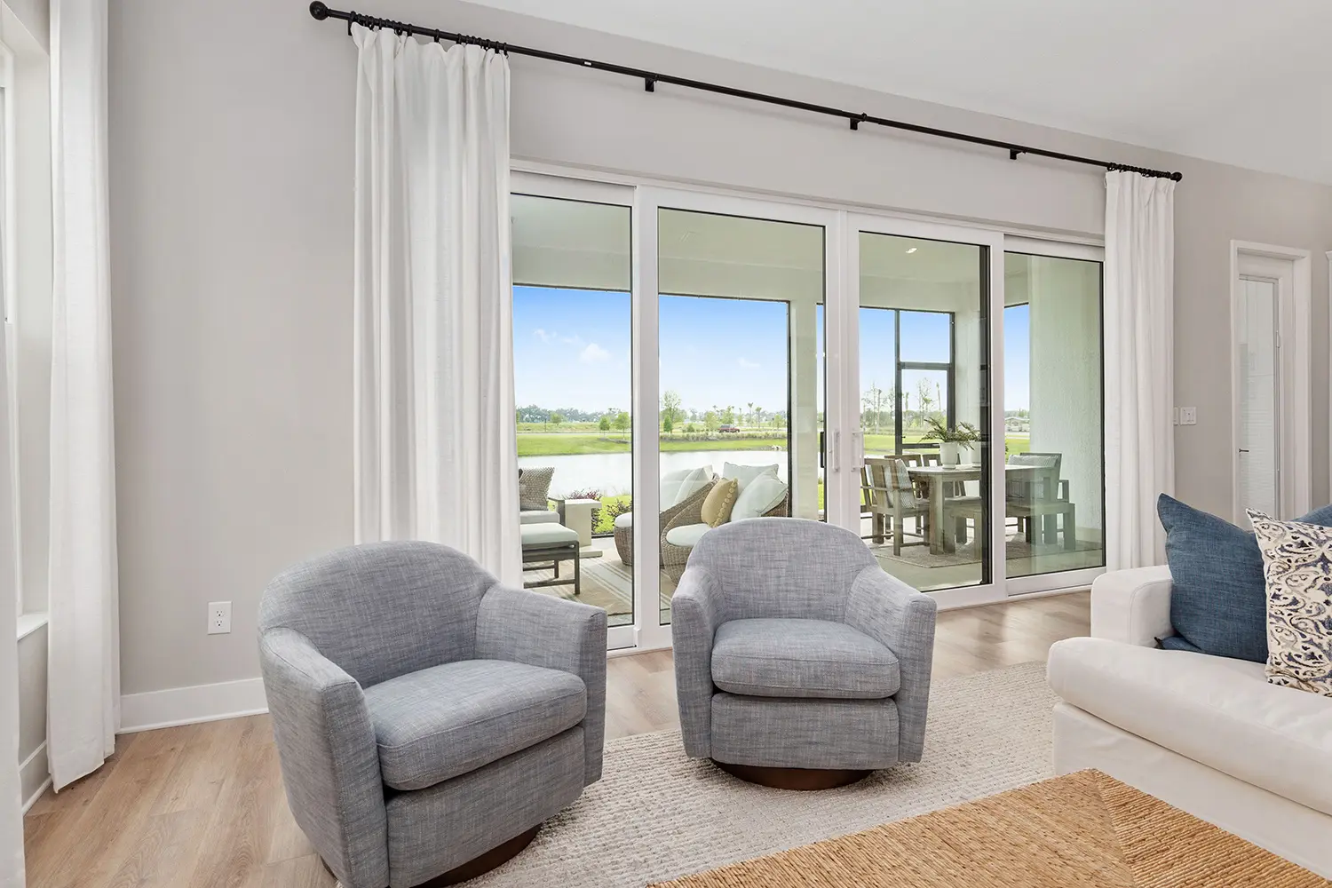 premier-essex-street-of-dreams-living-room-1