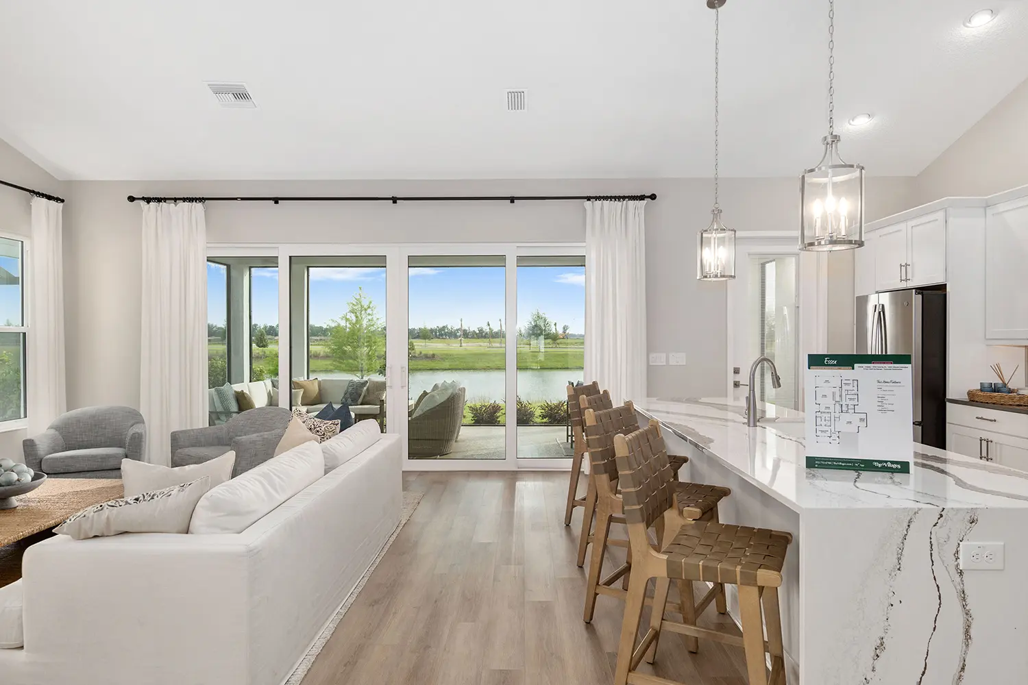 premier-essex-street-of-dreams-living-room-kitchen-2