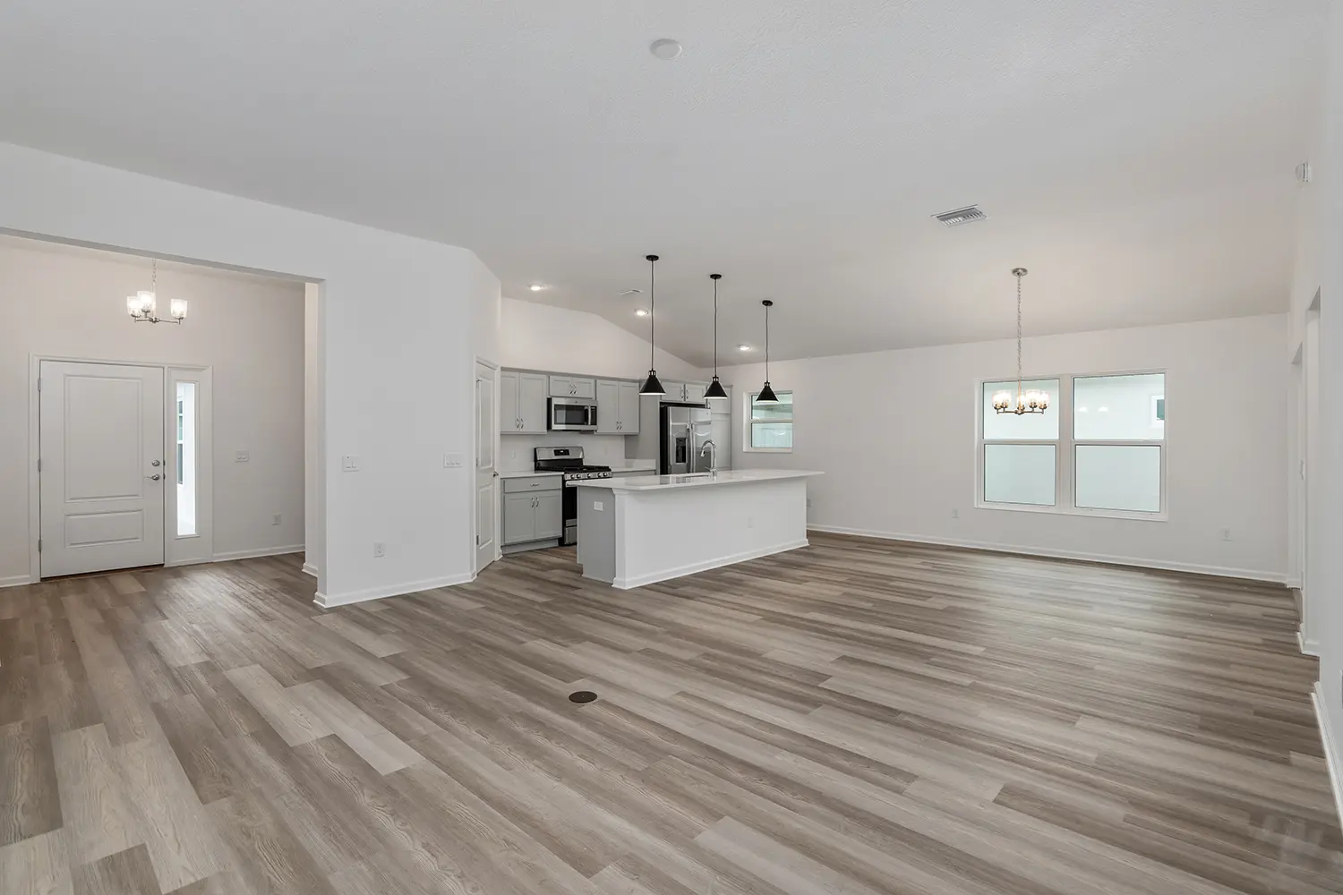 courtyard-villa-arlington-living-room-with-dining-room-9