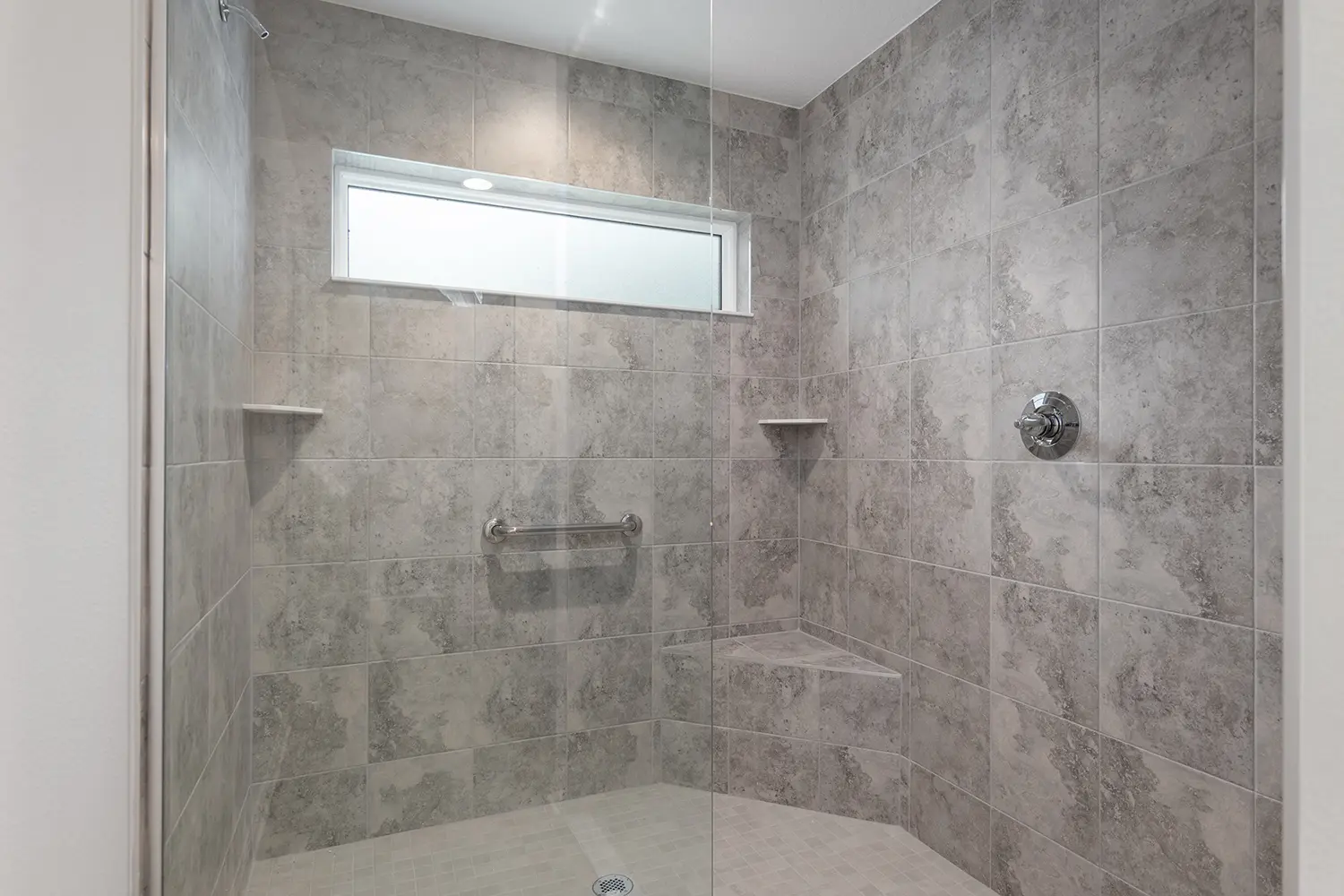 courtyard-villa-arlington-master-bathroom-shower-24