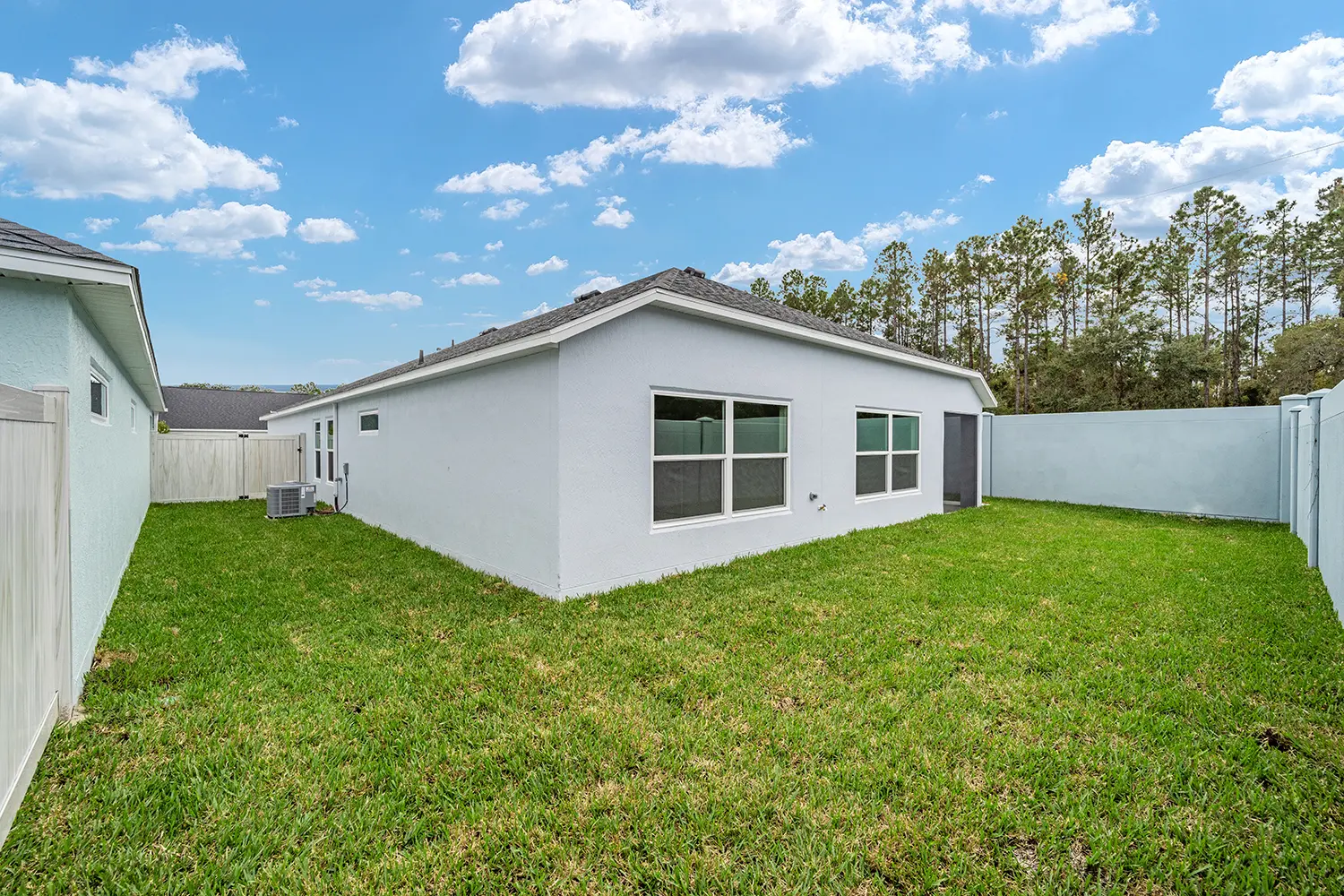 courtyard-villa-avondale-backyard-corner-34