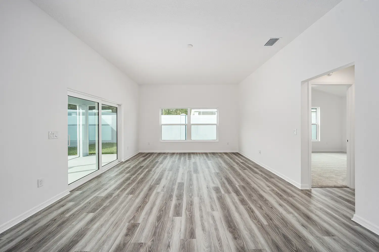 courtyard-villa-avondale-living-room-interior-7