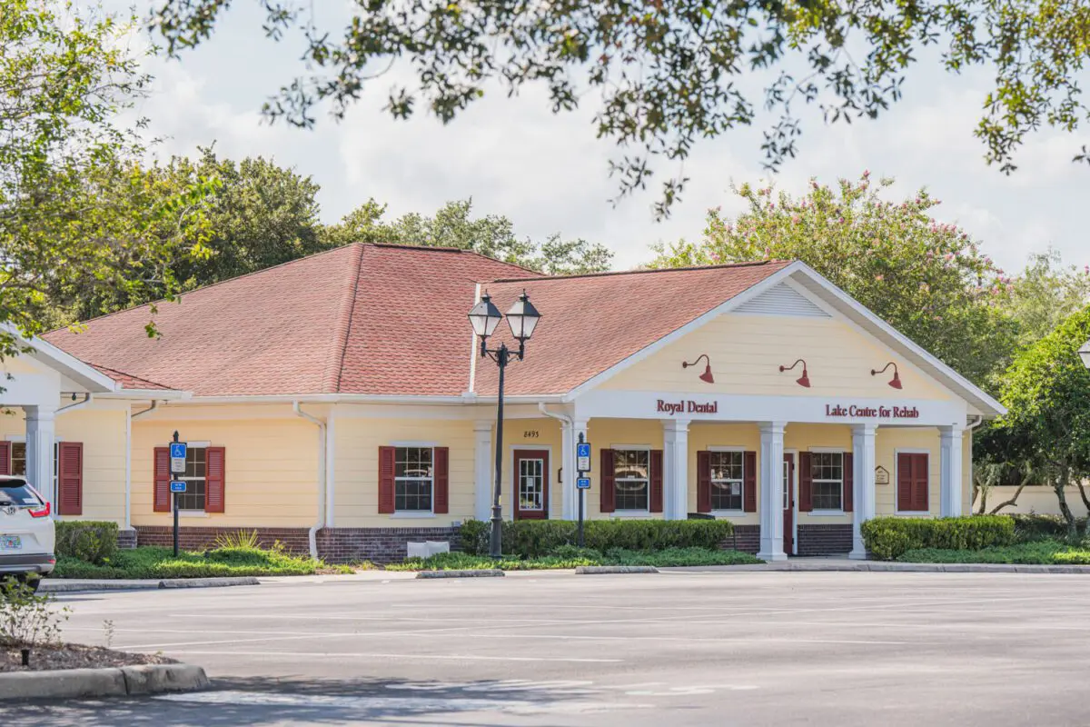 Mulberry Grove Shopping Plaza in The Villages®