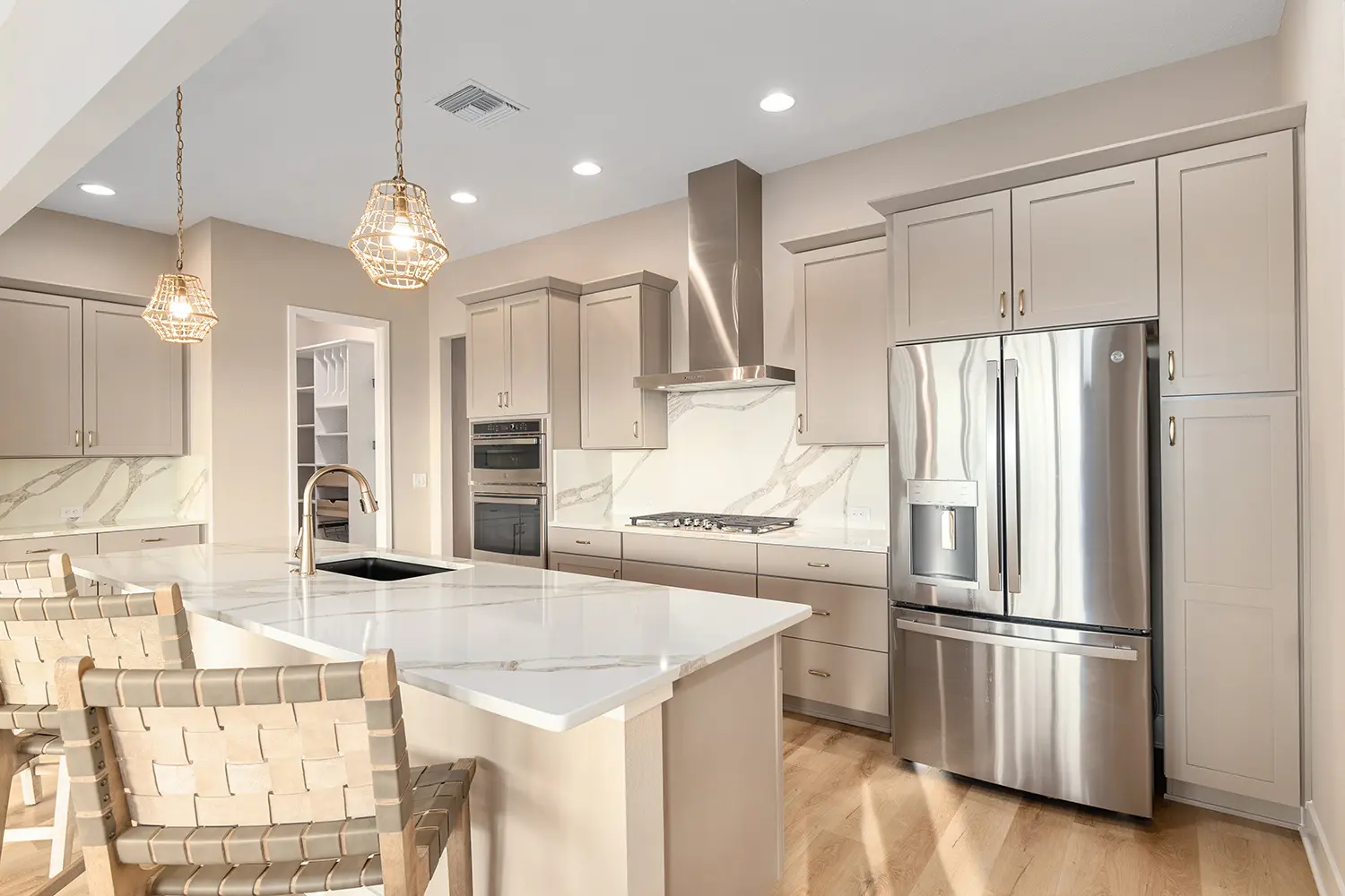 premier-niagara-street-of-dreams-kitchen-1